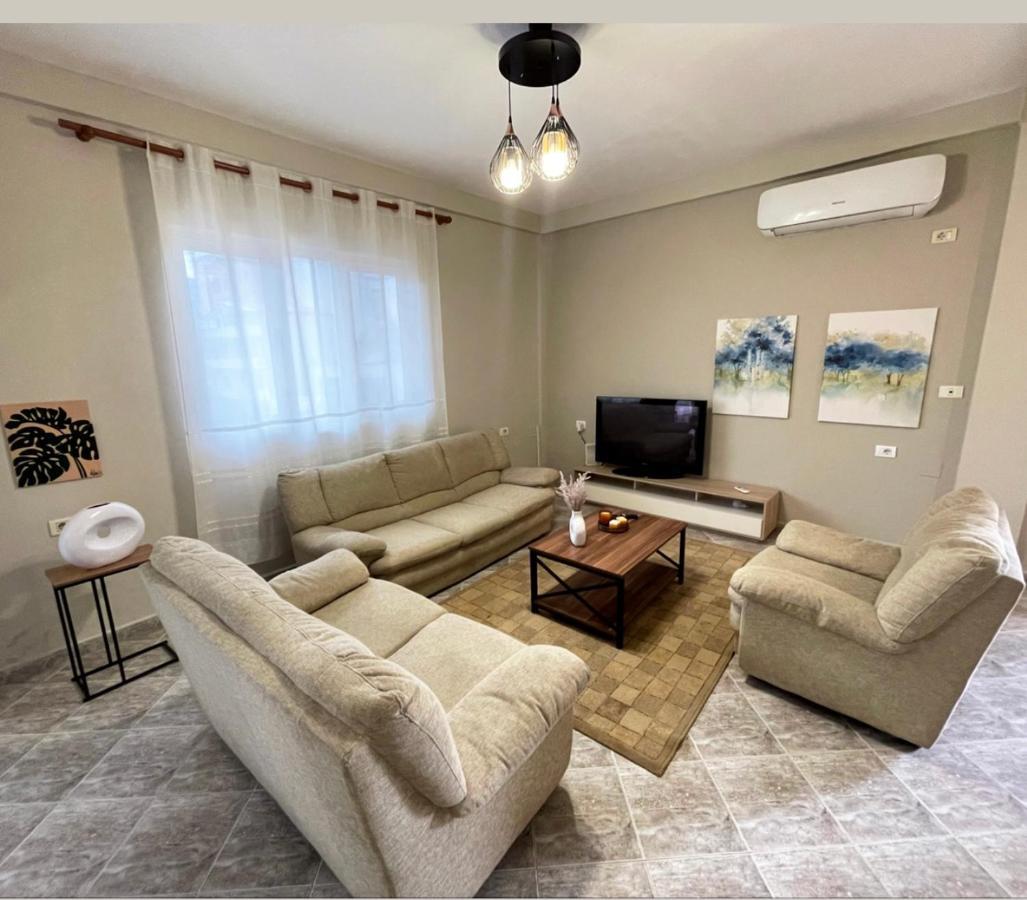 City Center Apartment Тирана Екстер'єр фото