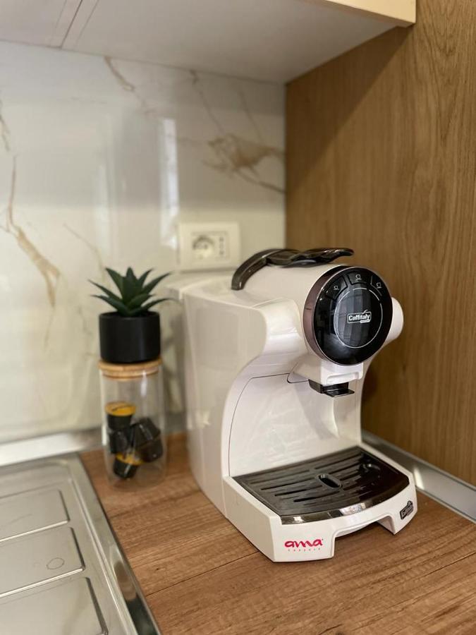City Center Apartment Тирана Екстер'єр фото